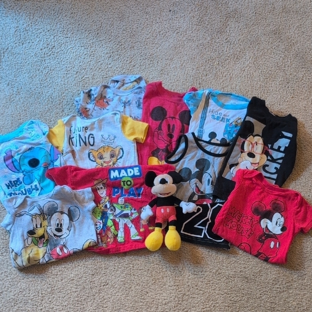 Disney Baby Bundle Size 24 Months 10 Clothing Items & 1 Mickey Plush Disney Vaca